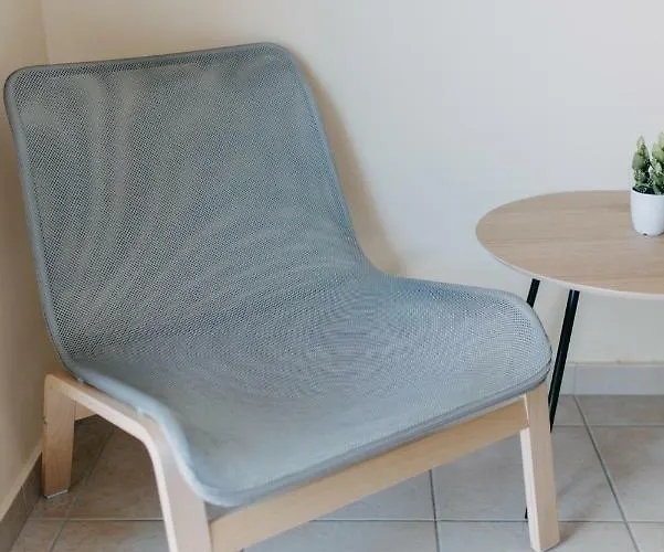 House, Nirvana, Daire *