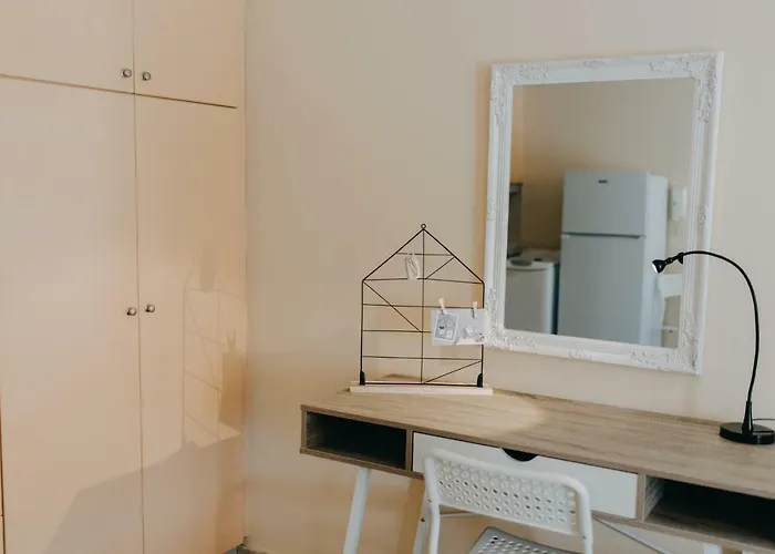 Apartment House, Nirvana,